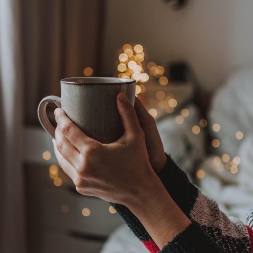 coffee, tee, cup, keep, hand, arm, sweater, cozy, coffee cup, winter, cold, home, comfort